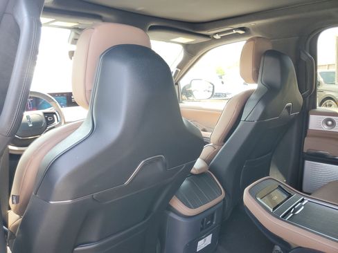 New 2027 Lincoln Navigator L Black Label AWD/4WD image 28
