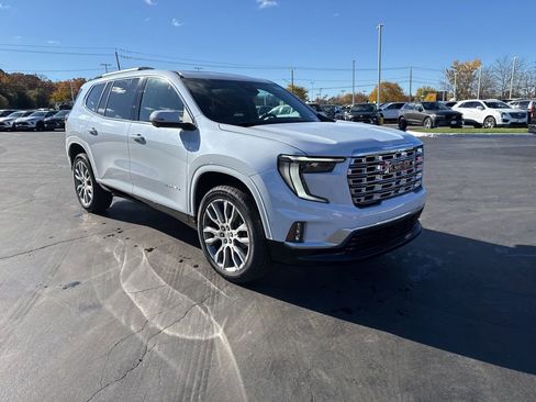 New 2026 GMC Acadia Denali image 4