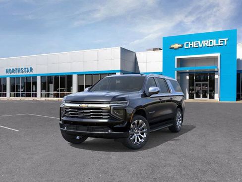 New 2025 Chevrolet Suburban Premier image 8