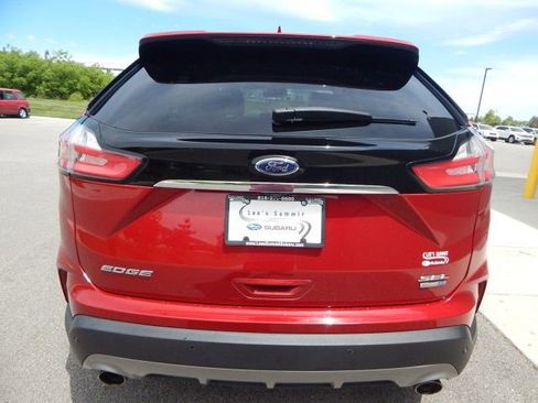 Used 2020 Ford Edge SEL w/ Convenience Package image 3