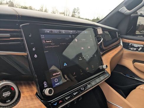 Used 2024 Jeep Grand Wagoneer Series III w/ Rear Seat Video Group 1 image 23