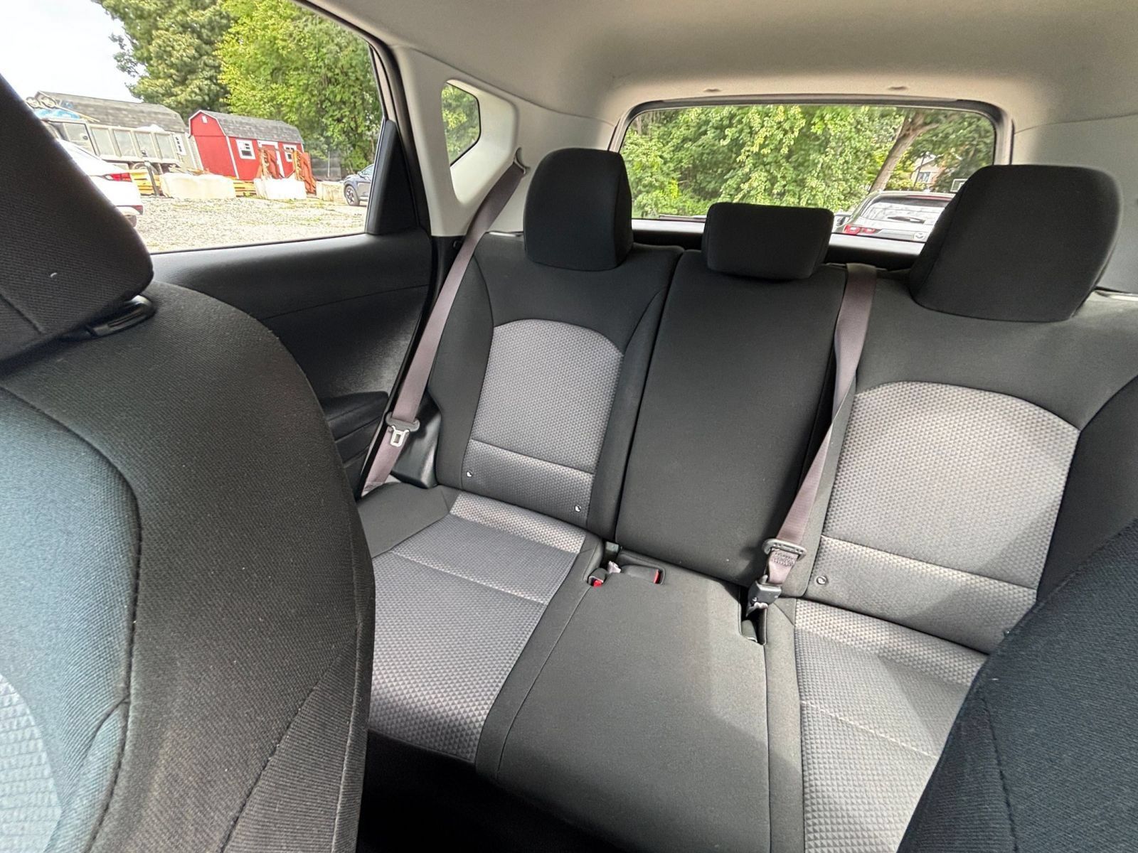 Used 2025 Kia Soul LX w/ LX Technology Package FWD image 38