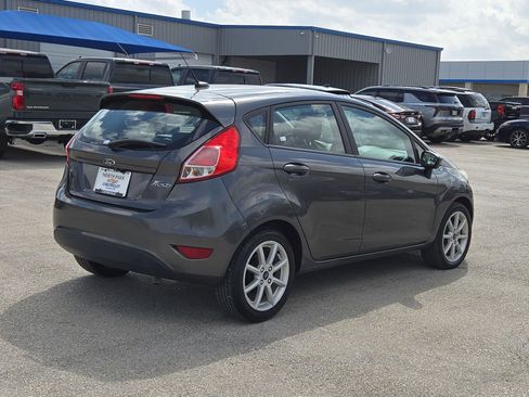 Used 2019 Ford Fiesta SE w/ Equipment Group 201A image 3