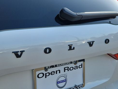 Used 2026 Volvo XC60 B5 Ultra w/ Protection Package Premier AWD/4WD image 29