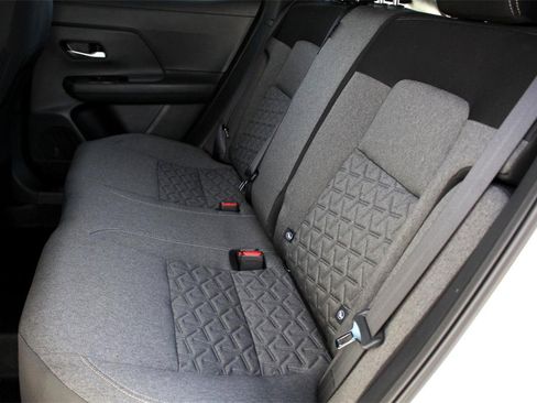 New 2025 Nissan Kicks SV w/ Interior Electronics Package image 19