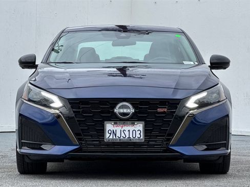 Certified 2023 Nissan Altima 2.0 SR image 10