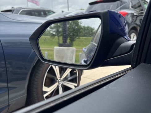 Used 2024 Hyundai Elantra SE image 12