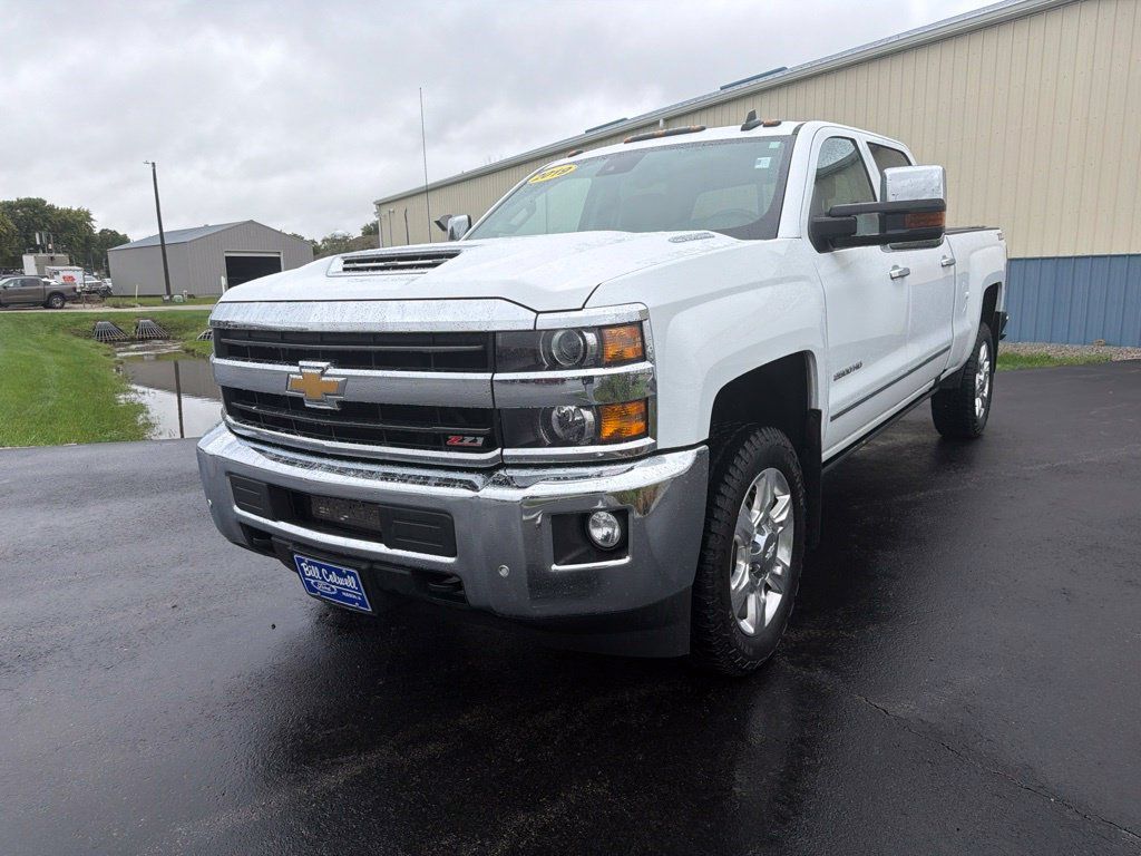 Used 2019 Chevrolet Silverado 2500 LTZ w/ Duramax Plus Package AWD/4WD image 8