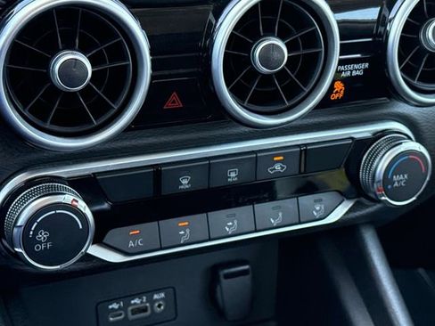 Certified 2023 Nissan Sentra SV FWD image 15