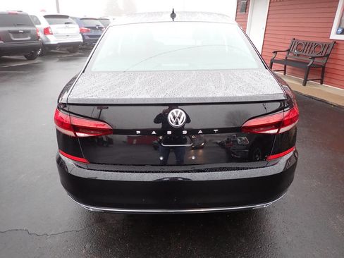 Used 2020 Volkswagen Passat 2.0T SE image 5