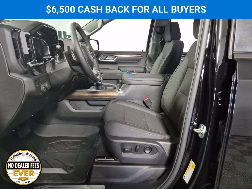 New 2026 Chevrolet Silverado 1500 RST w/ Safety Package AWD/4WD image 9