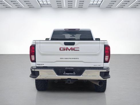 Used 2023 GMC Sierra 2500 SLE AWD/4WD image 4