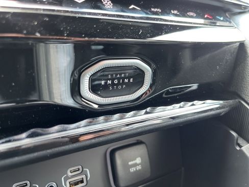 New 2026 Jeep Grand Cherokee L Limited AWD/4WD image 59