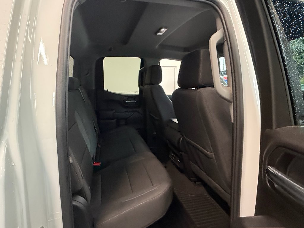 Used 2024 Chevrolet Silverado 1500 Custom RWD image 17