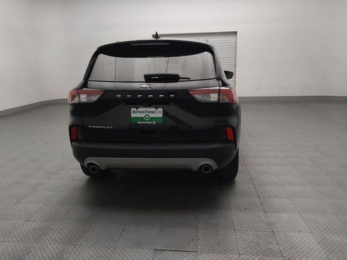 Used 2022 Ford Escape Titanium AWD/4WD image 7