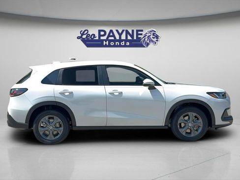 New 2026 Honda HR-V LX image 8