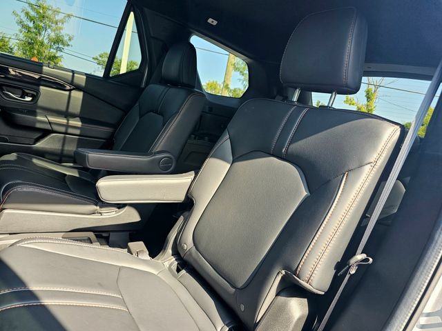 Used 2024 Honda Pilot TrailSport image 25