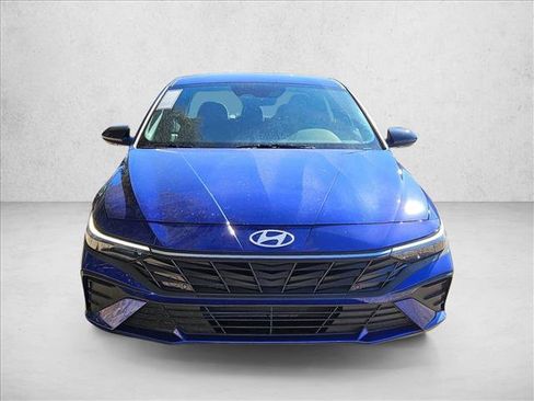 New 2025 Hyundai Elantra Sport image 6