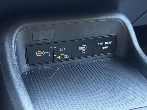 Used 2024 Hyundai Kona SEL FWD image 28