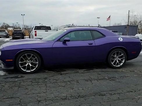 Used 2023 Dodge Challenger GT image 5