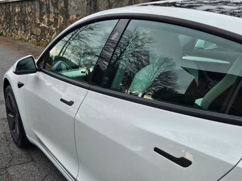 Used 2023 Tesla Model 3 Standard Range image 11