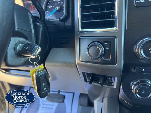 Used 2017 Ford F350 XLT image 46
