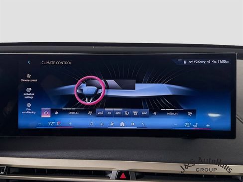 Used 2024 BMW iX xDrive50 w/ Sport Package image 20