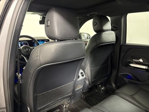 Used 2023 Mercedes-Benz GLB 250 image 27