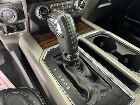 Used 2018 Ford F150 Lariat w/ Equipment Group 502A Luxury image 24