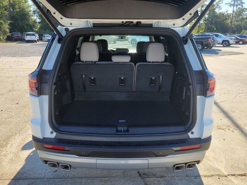 New 2026 GMC Acadia Elevation image 7