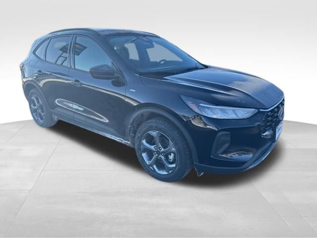 Used 2025 Ford Escape ST-Line AWD/4WD image 3