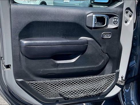 Used 2019 Jeep Wrangler Unlimited Rubicon AWD/4WD image 17
