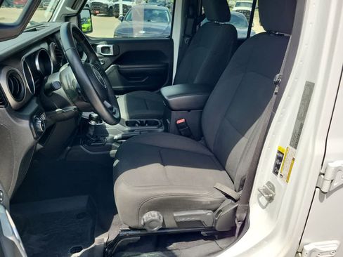 Certified 2021 Jeep Wrangler Unlimited Sport AWD/4WD image 19