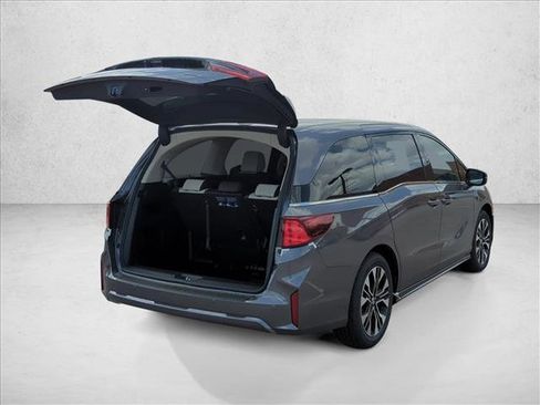 New 2026 Honda Odyssey Elite image 8