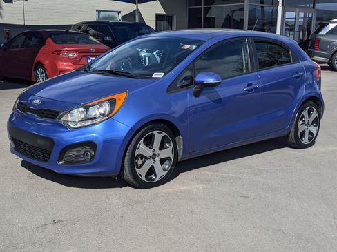 Used 2013 Kia Rio SX w/ Premium Pkg image 5