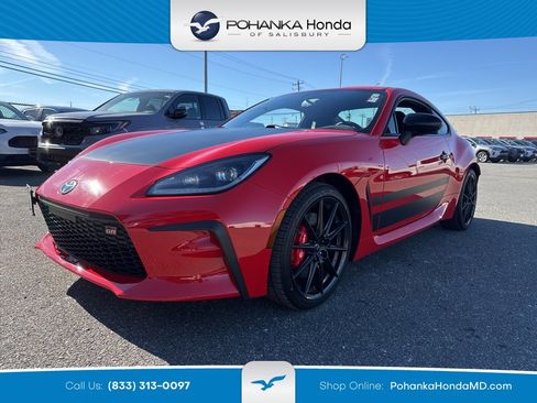 Used 2024 Toyota GR86 TRUENO Edition image 1