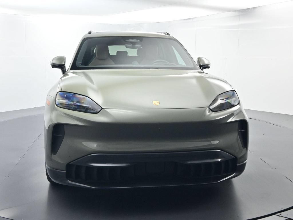 Certified 2026 Porsche Cayenne Electric AWD/4WD image 18