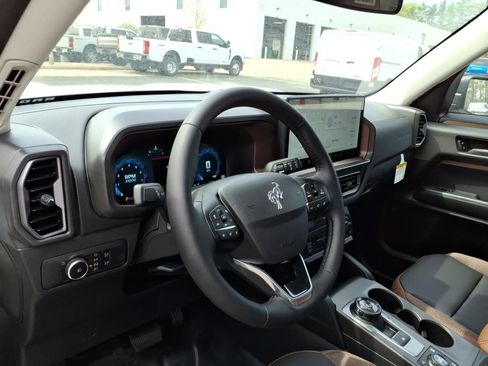 New 2026 Ford Bronco Sport Outer Banks AWD/4WD image 18