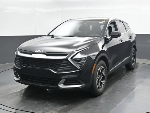 Used 2025 Kia Sportage LX AWD/4WD image 8