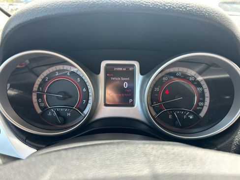 Used 2013 Dodge Journey SXT AWD/4WD image 21