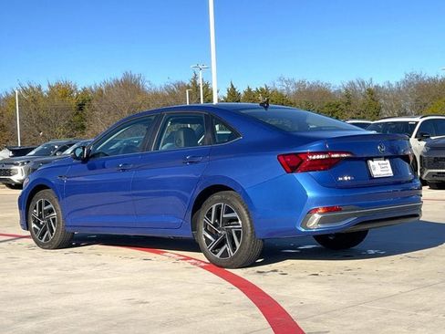 Used 2024 Volkswagen Jetta SEL image 4