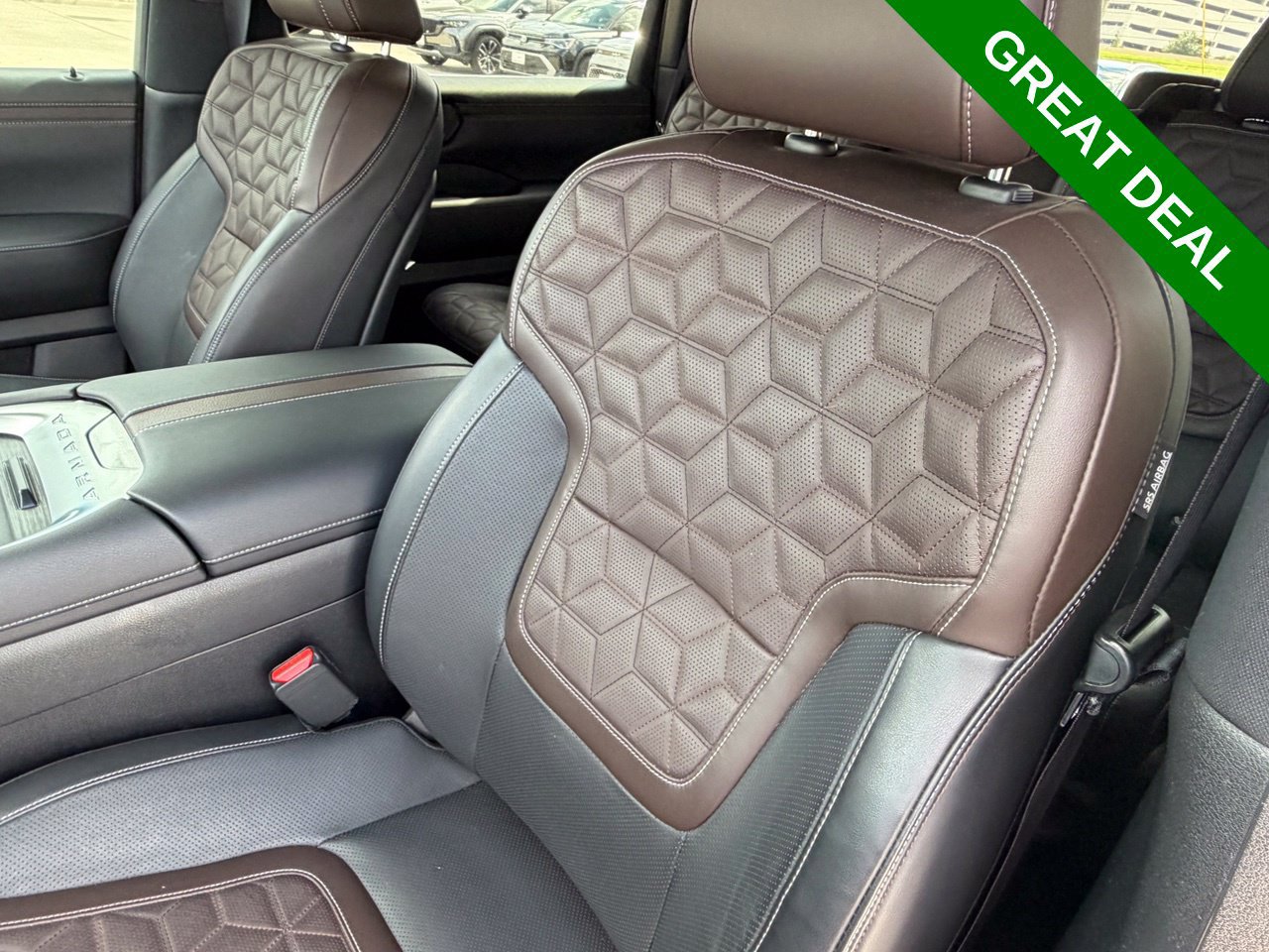 Used 2025 Nissan Armada Platinum w/ Convenience Package RWD image 37