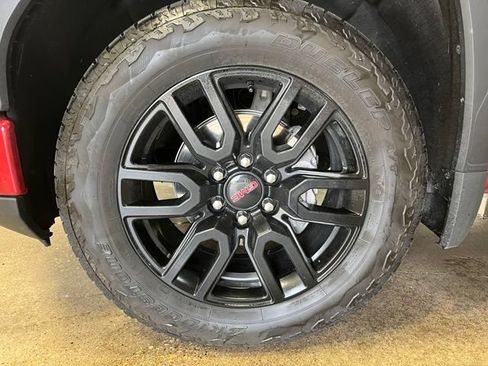 Used 2023 GMC Sierra 1500 Elevation AWD/4WD image 28