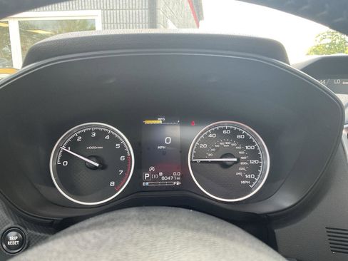 Used 2019 Subaru Forester Premium AWD/4WD image 16