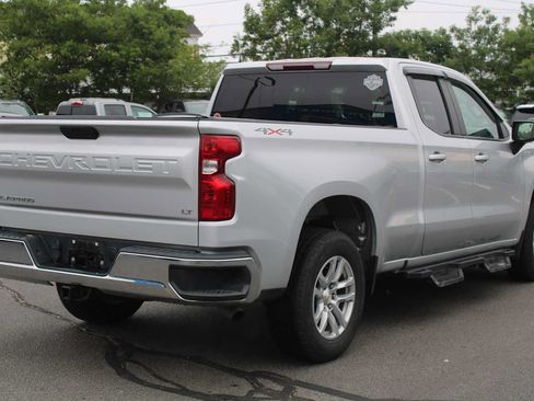 Used 2021 Chevrolet Silverado 1500 LT AWD/4WD image 4