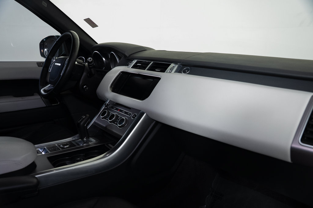 Used 2016 Land Rover Range Rover Sport HSE AWD/4WD image 39