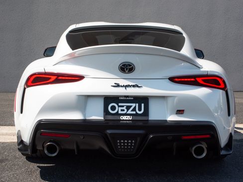 Used 2020 Toyota Supra Launch Edition w/ Driver Assist Package RWD image 10