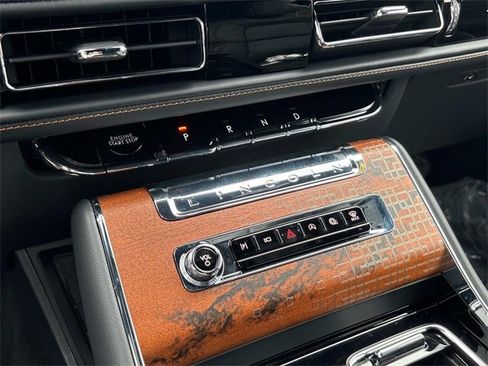 New 2025 Lincoln Aviator Black Label image 30