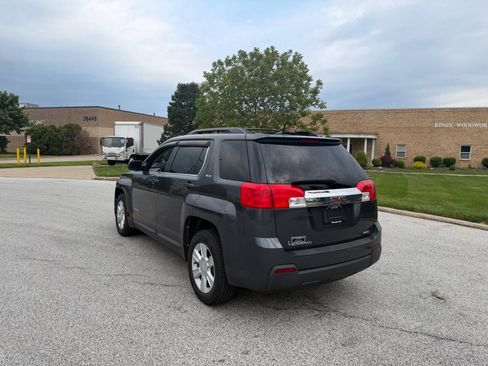 Used 2010 GMC Terrain SLE w/ Convenience Package AWD/4WD image 3