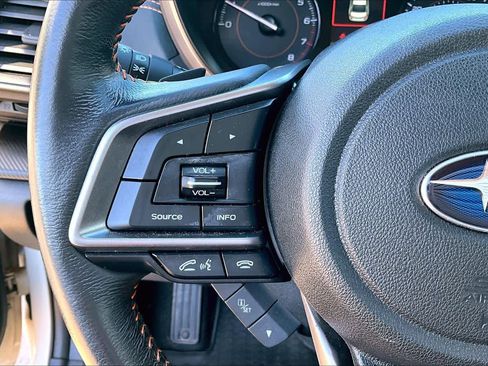 Used 2021 Subaru Crosstrek 2.0i Premium w/ Moonroof Package image 22